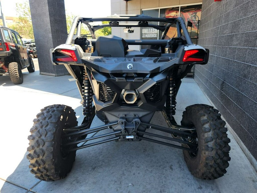 2024 Can-Am® Maverick X3 RS Turbo Catalyst Gray