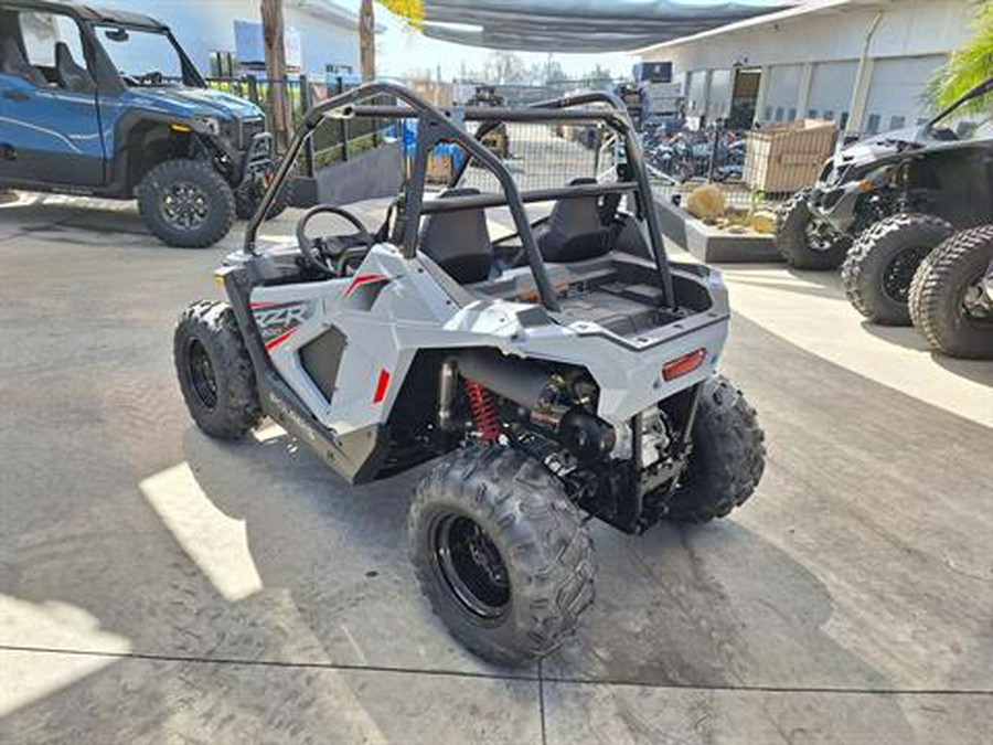 2024 Polaris RZR 200 EFI