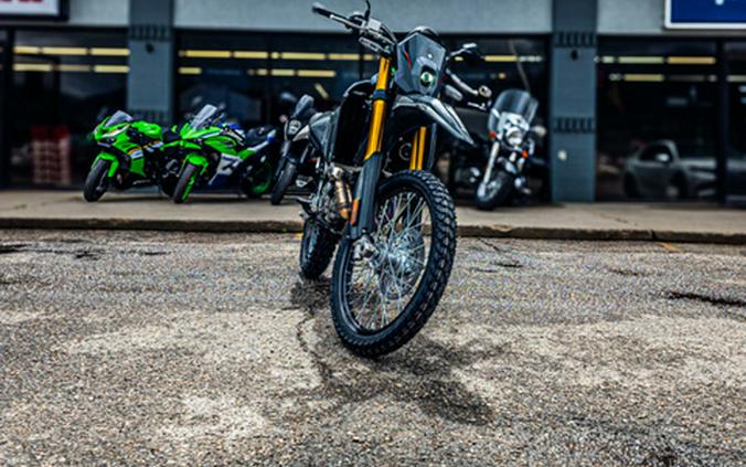 2025 Suzuki DR-Z4SM5