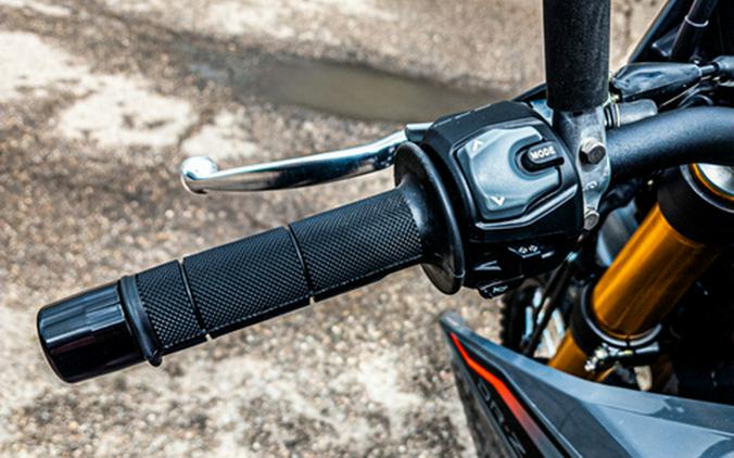 2025 Suzuki DR-Z4SM5