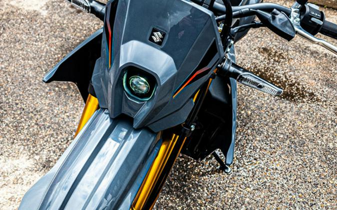 2025 Suzuki DR-Z4SM5