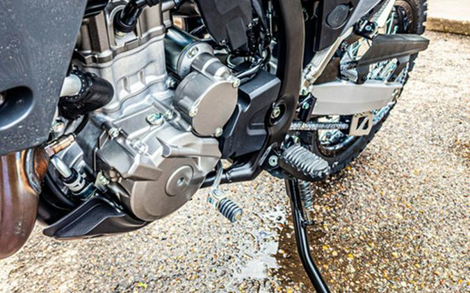 2025 Suzuki DR-Z4SM5