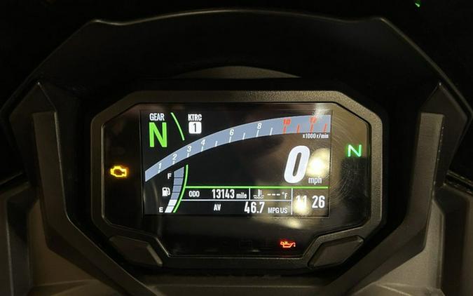 2024 Kawasaki Ninja 650 Metallic Matte Dark Gray/Metallic Spark Black Metallic Matte Graphenesteel GrayEbony