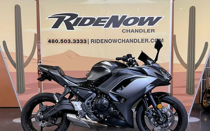 2024 Kawasaki Ninja 650 Metallic Matte Dark Gray/Metallic Spark Black Metallic Matte Graphenesteel GrayEbony