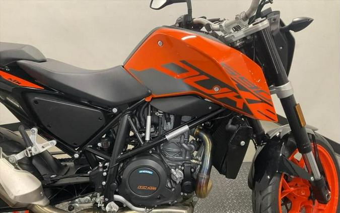 2018 KTM 690 Duke