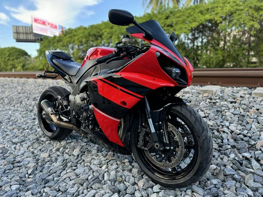 2013 Yamaha YZF-R1