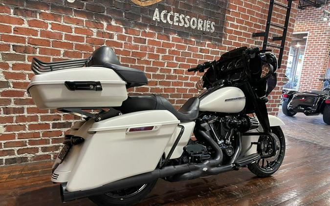 2018 Harley-Davidson FLHXS - Street Glide Special