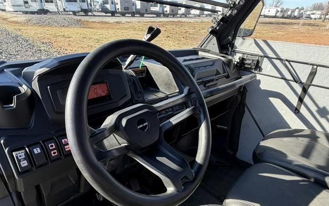 2025 Can-Am® Defender MAX XT HD10