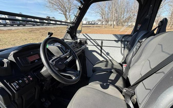 2025 Can-Am® Defender MAX XT HD10