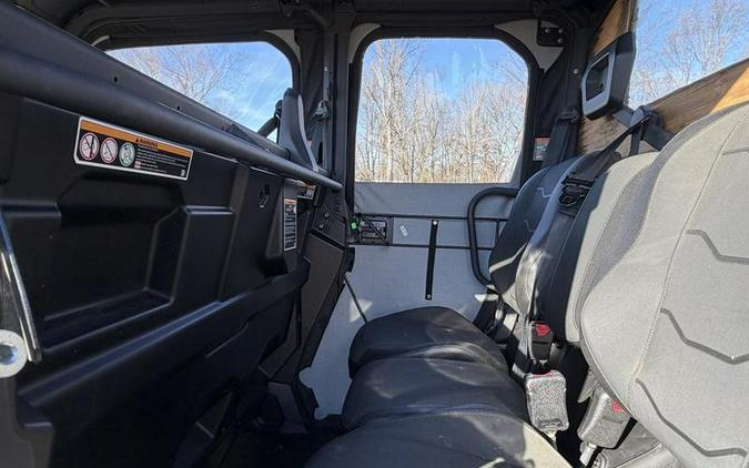 2025 Can-Am® Defender MAX XT HD10