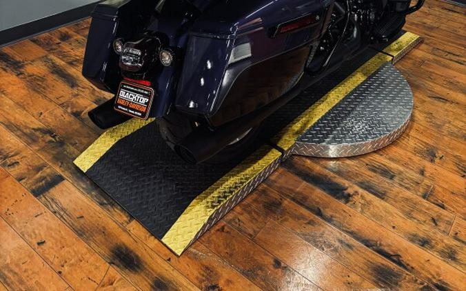 2026 Harley-Davidson® Road Glide Limited PRPLE ABYSS/BLK W/ PINSTRIP