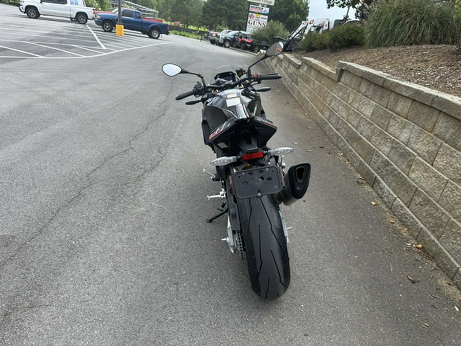 2027 Aprilia TUONO V4 1100