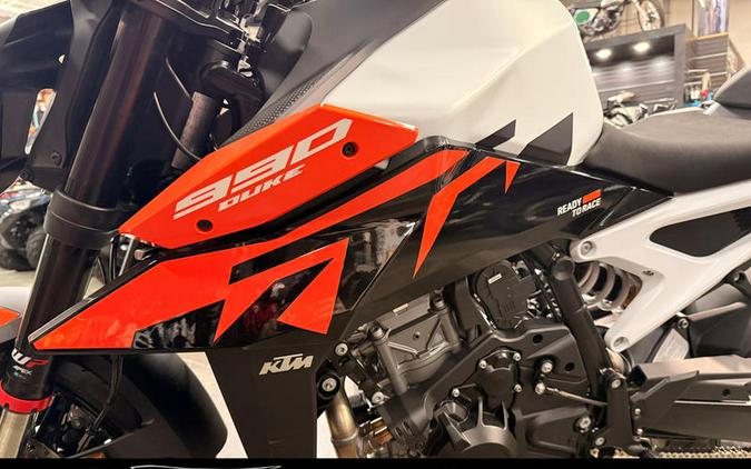 2027 KTM 990 Duke