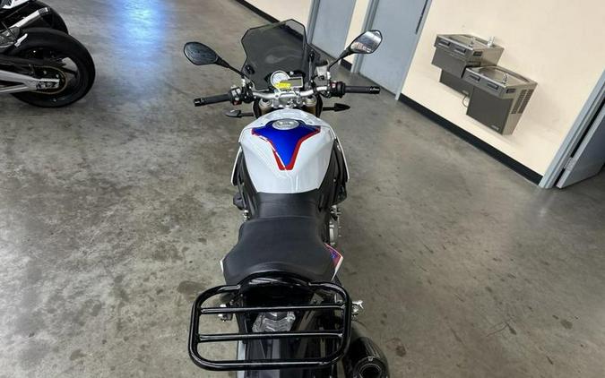 2020 BMW S 1000 R Light White / Racing Blue / Racing Red