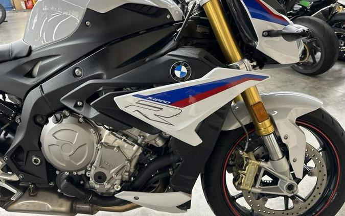 2020 BMW S 1000 R Light White / Racing Blue / Racing Red