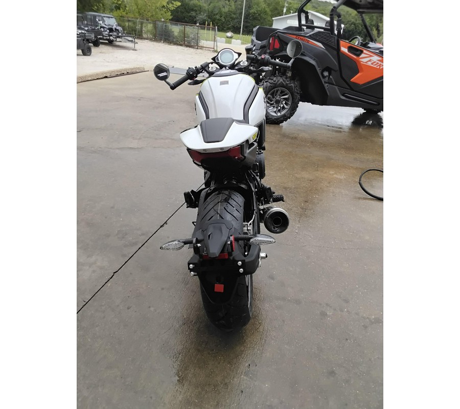 2023 CFMOTO 700 CL-X Sport