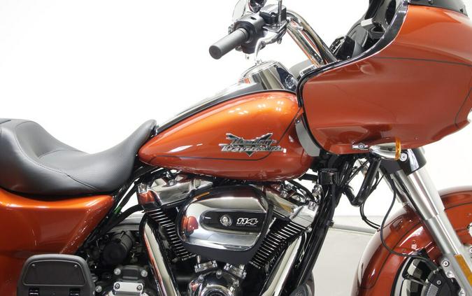 2025 Harley-Davidson FLTRT Road Glide 3 in Whiskey Fire