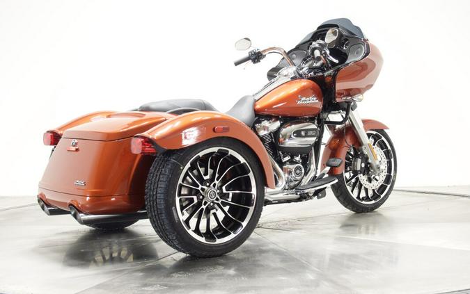2025 Harley-Davidson FLTRT Road Glide 3 in Whiskey Fire