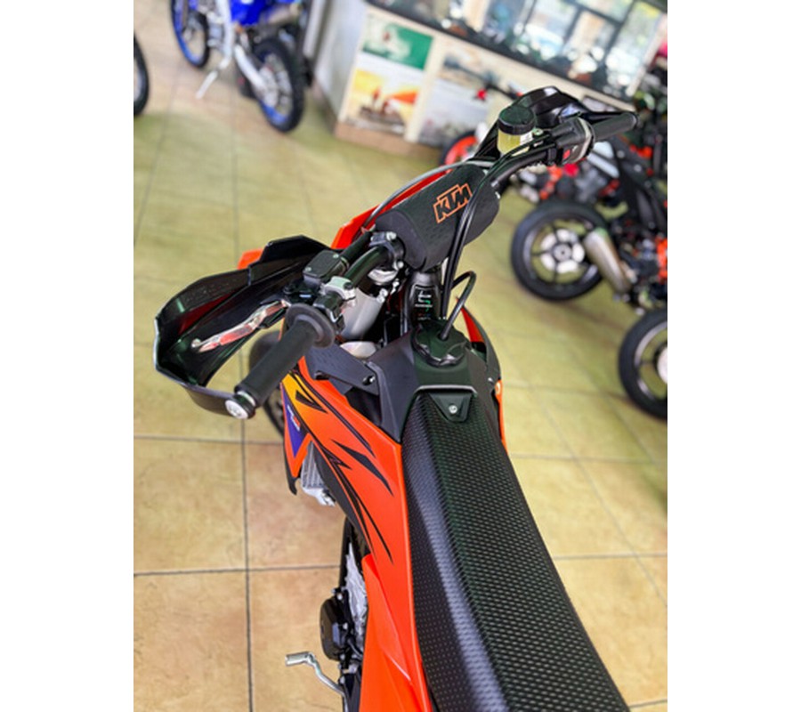 2026 KTM SMR 450