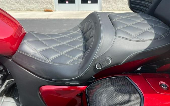 2023 Indian Motorcycle Pursuit® Dark Horse® with Premium Package