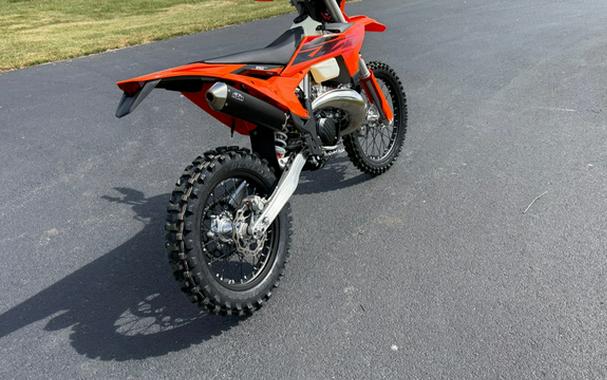 2027 KTM XC 250 W
