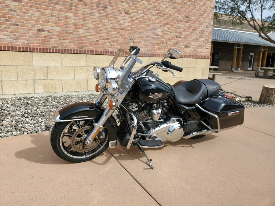 2021 Harley-Davidson Road King Vivid Black