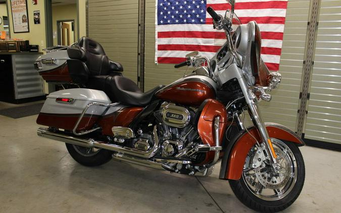 2014 Harley-Davidson® FLHTKSE - CVO™ Limited