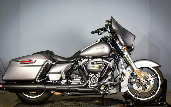 2017 Harley-Davidson Street Glide Special