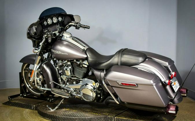 2017 Harley-Davidson Street Glide Special