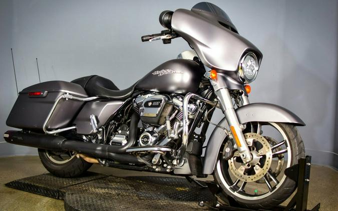 2017 Harley-Davidson Street Glide Special