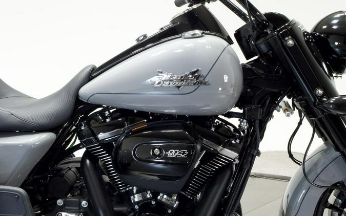 2025 Harley-Davidson FLRT Freewheeler in Billiard Gray