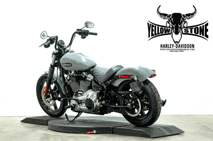 2026 Harley-Davidson® Street Bob® Dark Billiard Gray Black Solo Cast Wheels