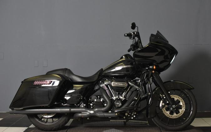 2018 Harley-Davidson Road Glide Special Vivid Black FLTRXS