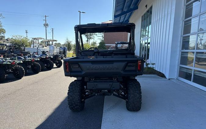 2026 Honda Pioneer 1000 Deluxe
