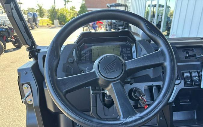 2026 Honda Pioneer 1000 Deluxe