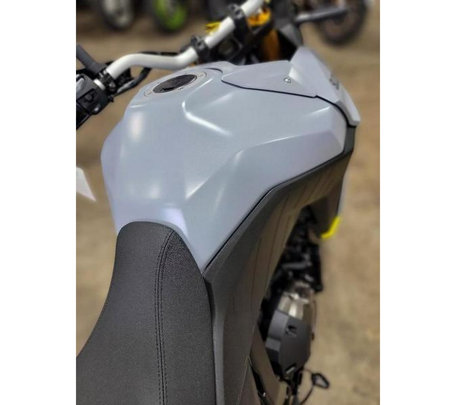 2023 Suzuki V-Strom 800DE