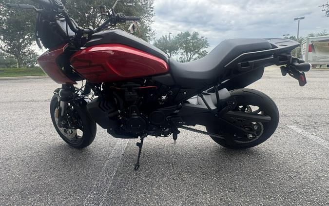2025 Harley-Davidson® Pan America® 1250 ST