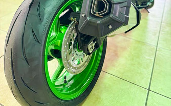 2026 Kawasaki Z1100 SE ABS