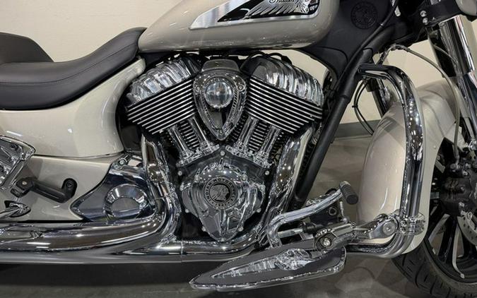 2023 Indian Chieftain Limited Silver Quartz Metallic