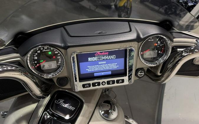 2023 Indian Chieftain Limited Silver Quartz Metallic