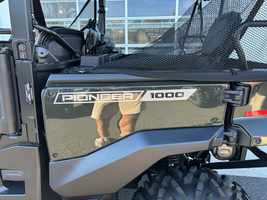 2026 Honda Pioneer 1000-5 Deluxe