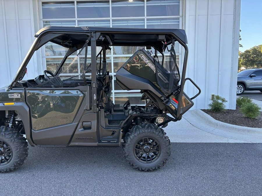 2026 Honda Pioneer 1000-5 Deluxe