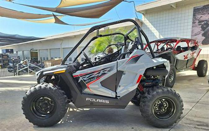 2024 Polaris RZR 200 EFI