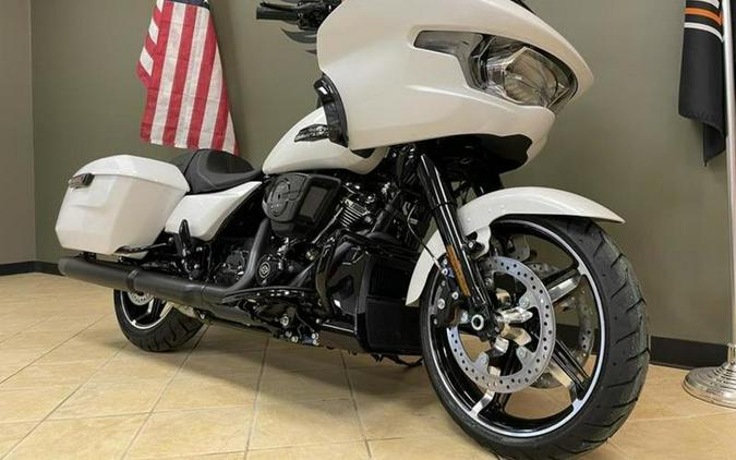 2024 Harley-Davidson® FLTRX - Road Glide®