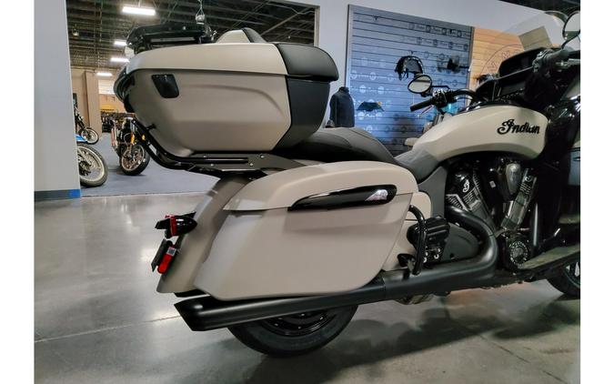 2023 Indian Motorcycle INDIAN PURSUIT DARK HORSE