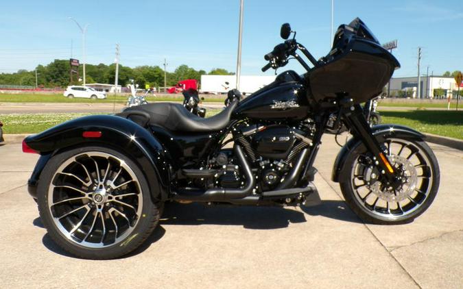 2024 Harley-Davidson® FLTRT - Road Glide® 3