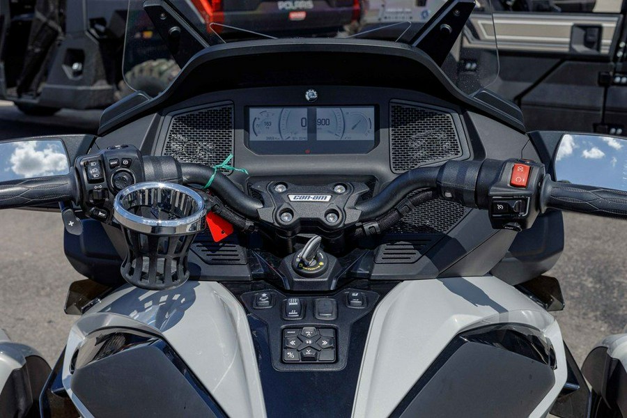 2021 Can-Am™ Spyder RT Base