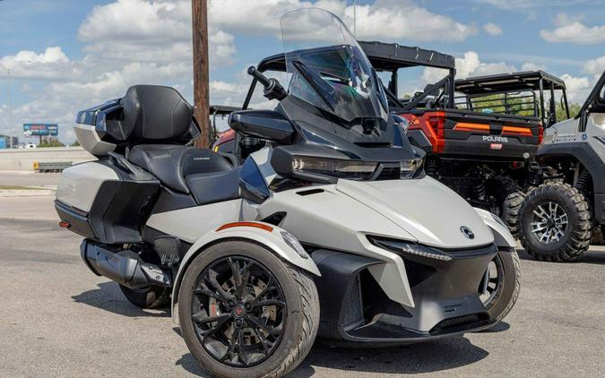 2021 Can-Am™ Spyder RT Base