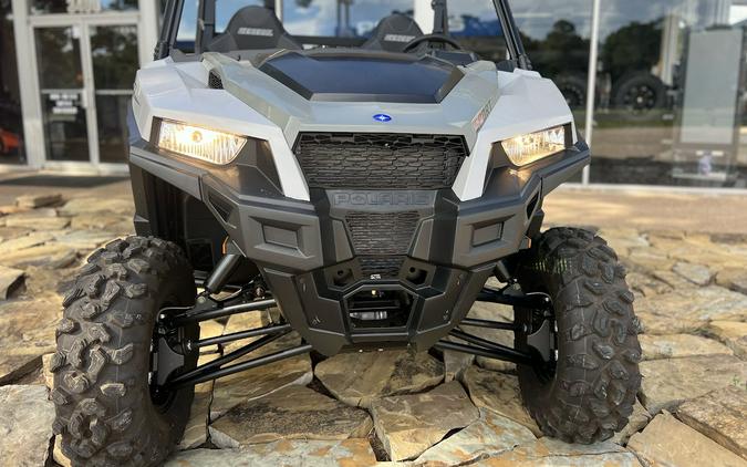 2024 Polaris Industries GENERAL 1000 SPORT - GHOST GRAY Sport