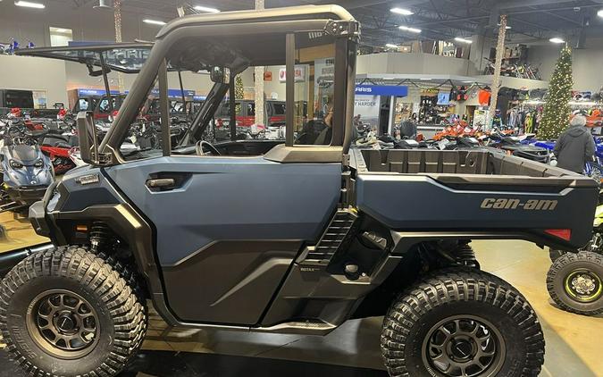 2026 Can-Am Defender Limited HD11